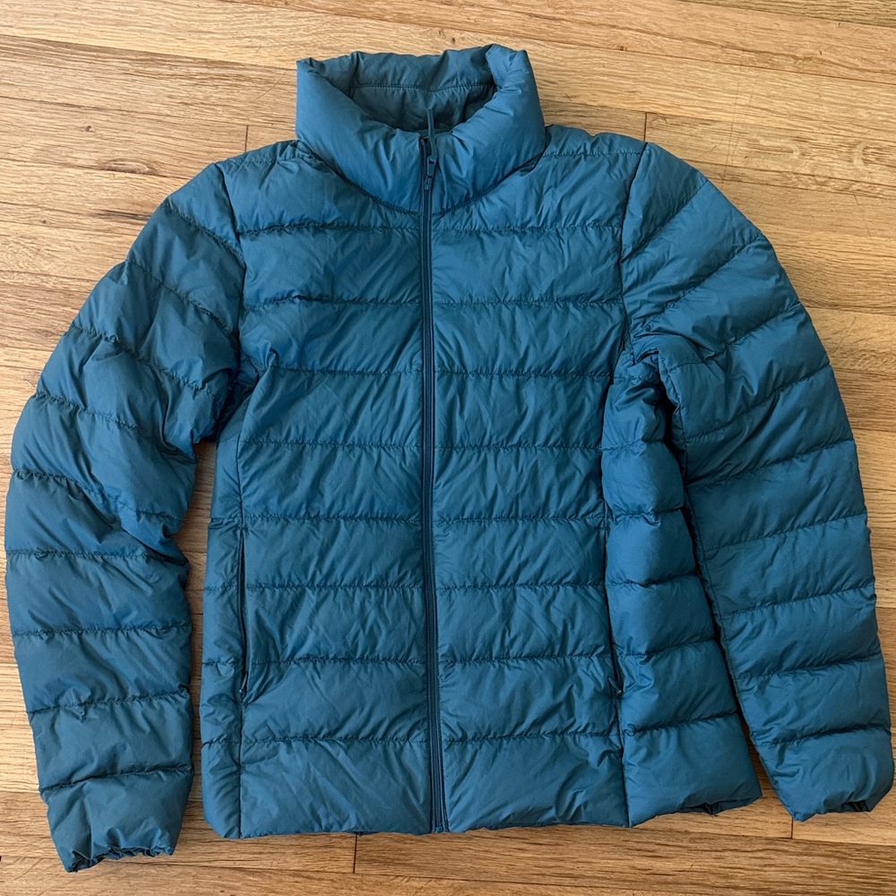 Uniqlo Dark Teal Women’s Puffer Jacket